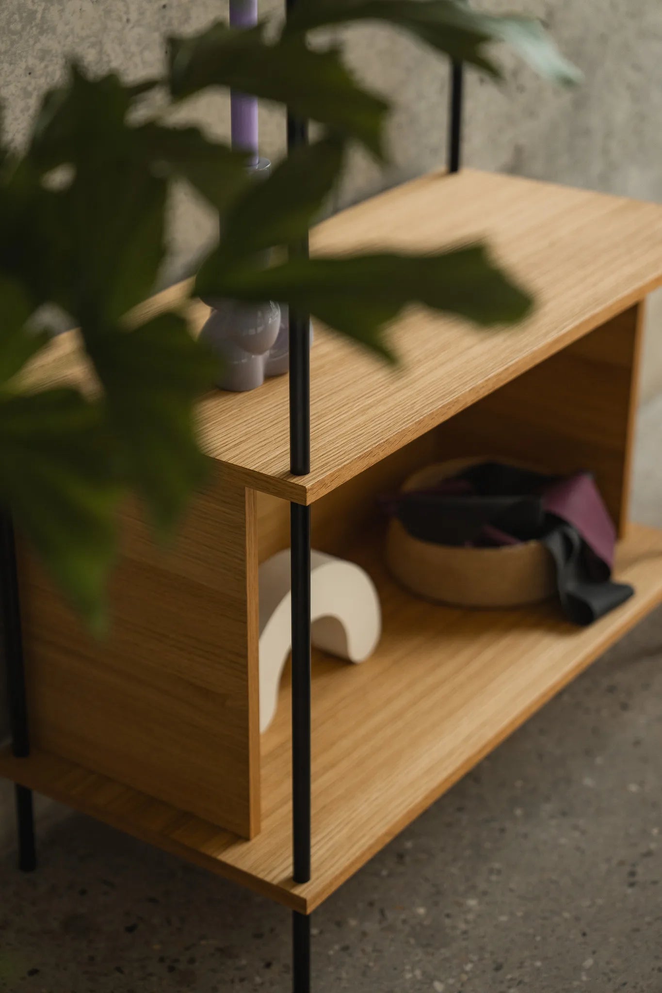 KUUDU Detail — Box-Modul mit Keramik und Tuch