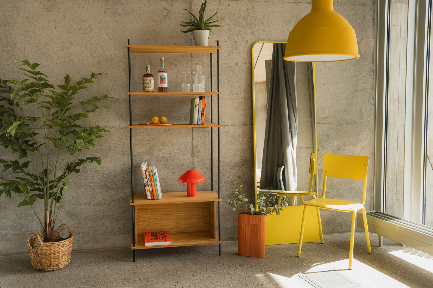 Compact Vertical Display Shelf for Small Spaces - KUUDU Modular Shelving System - Oak