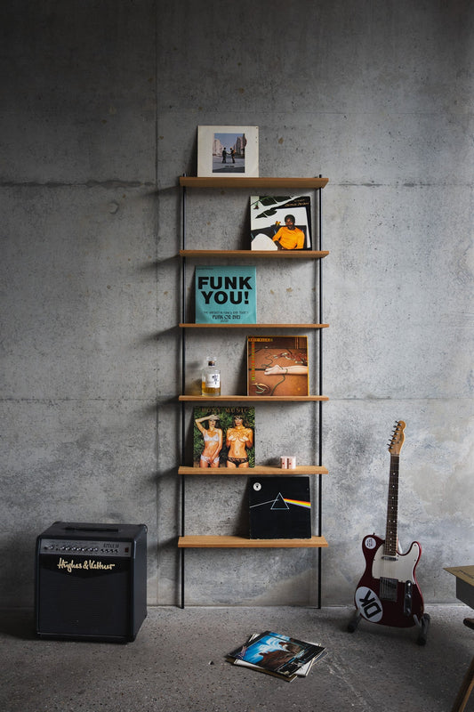 Tall single-section oak wall shelf — KUUDU modular shelving system for living room and hallway