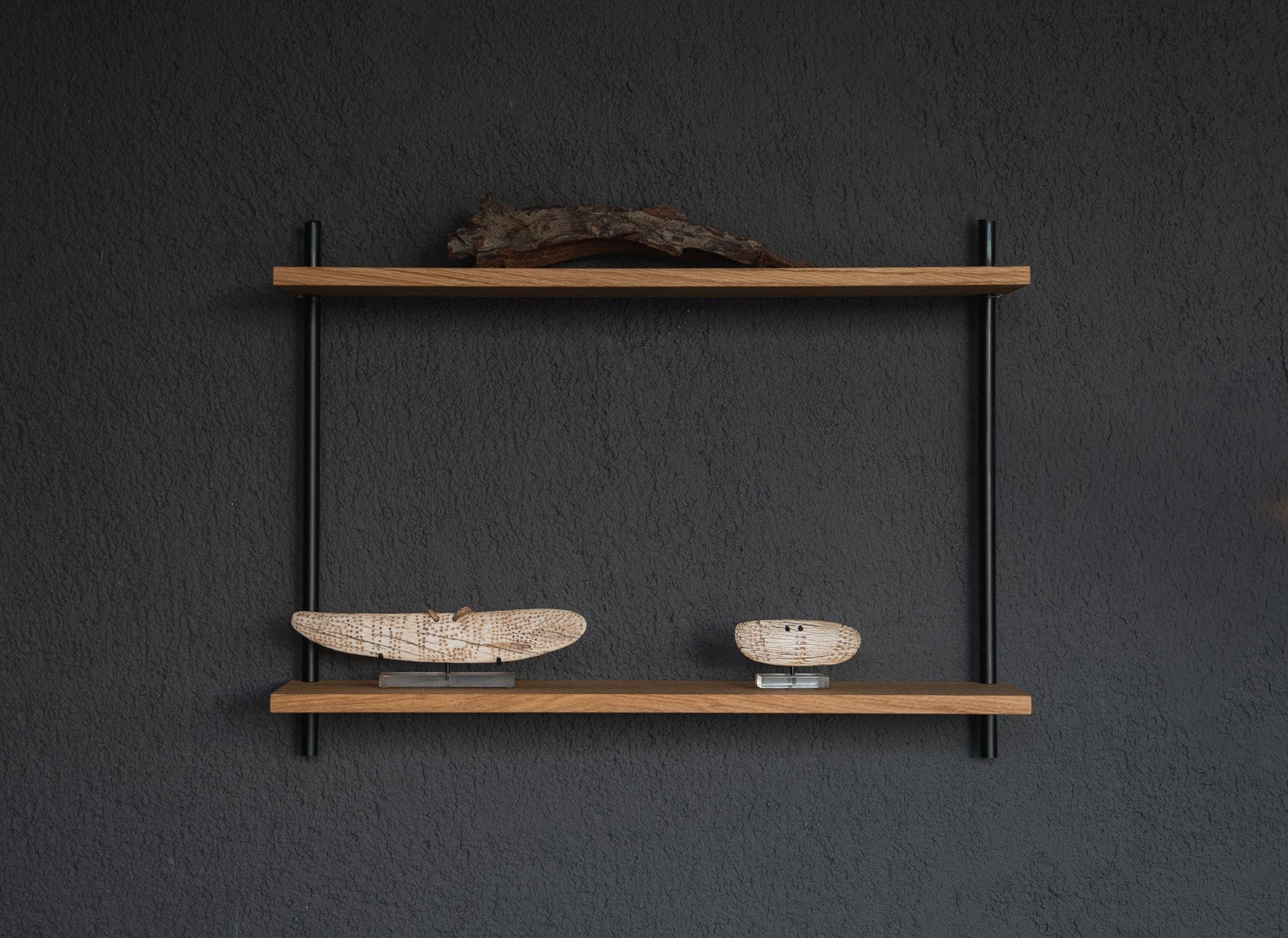 Minimalist oak wall shelf — KUUDU modular shelving system for living room and bathroom