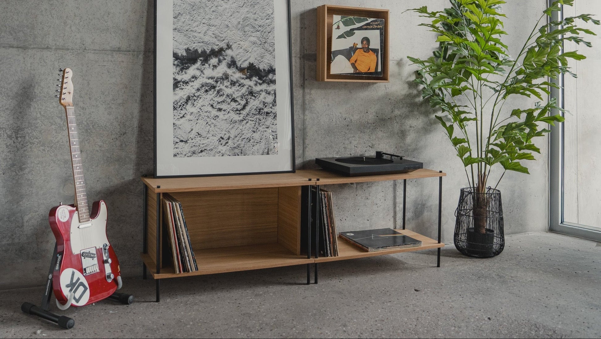 Double-Width Media Lowboard & TV Unit - KUUDU Modular Shelving System - Oak