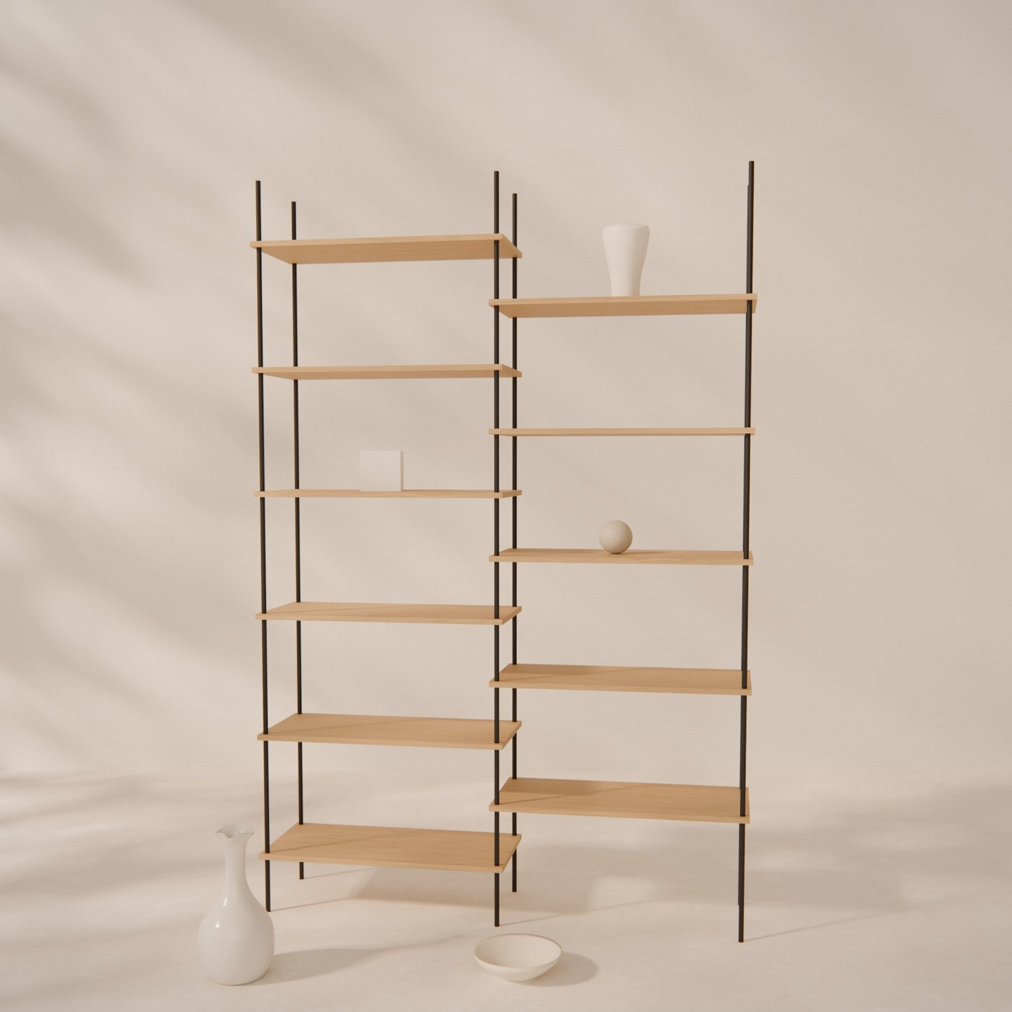 large-oak-bookshelf-146x219cm-shift -- Raumansicht