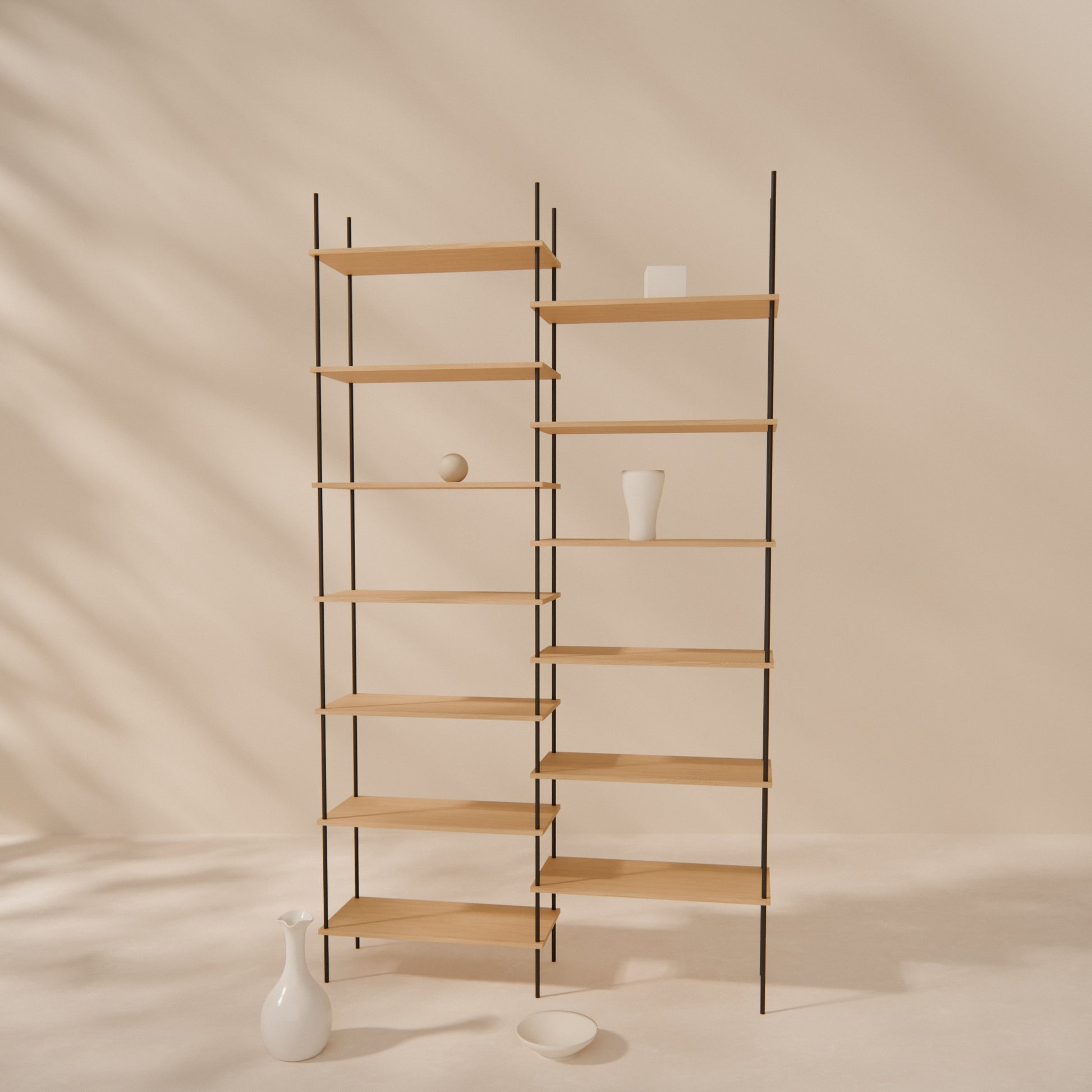 large-oak-bookshelf-146x256cm-shift -- Raumansicht