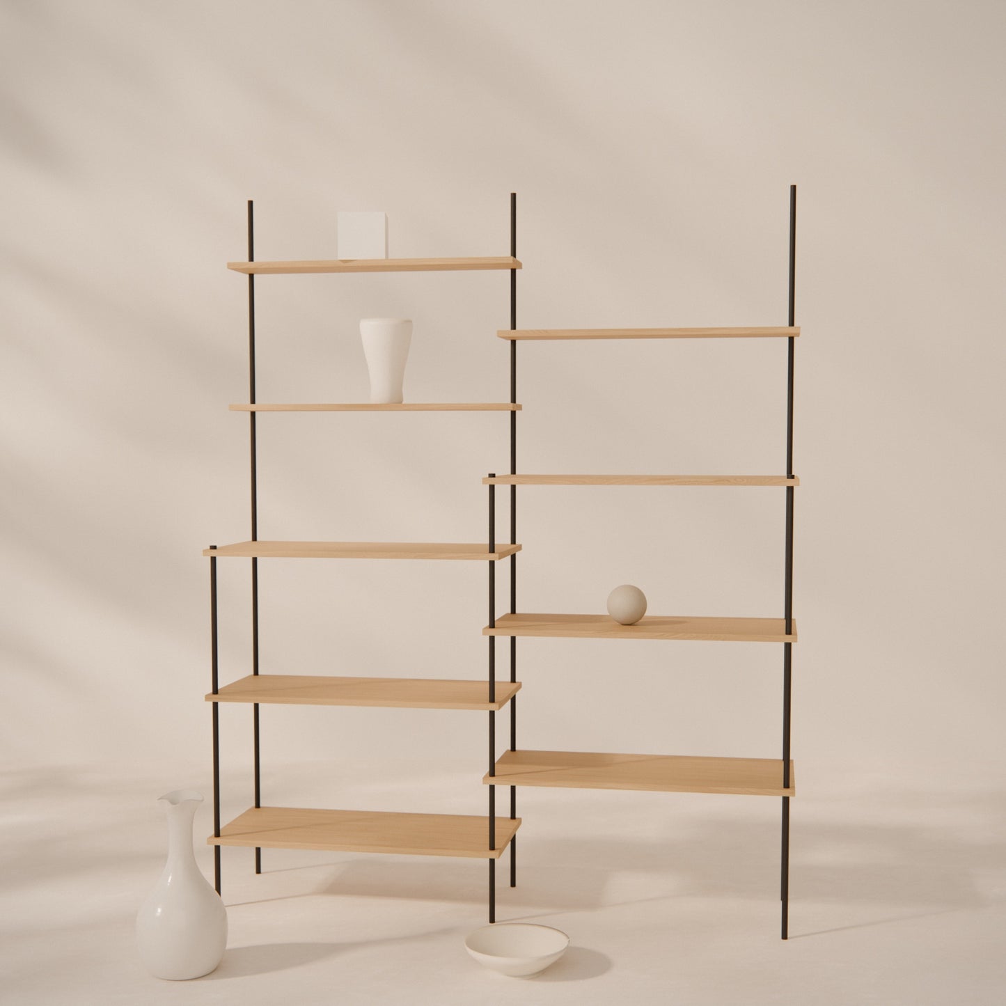 oak-tiered-shelf-146x182cm-shift -- Raumansicht