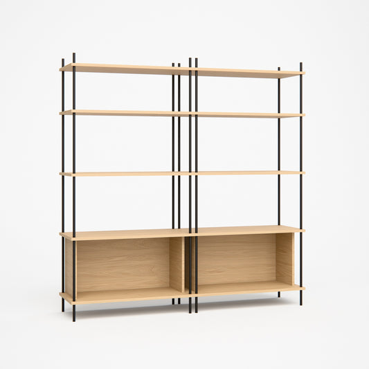 oak-bookshelf-150x154cm-two-closed-boxes -- Studioansicht