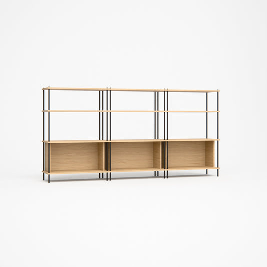 oak-sideboard-225x112cm-three-closed-boxes -- Studioansicht