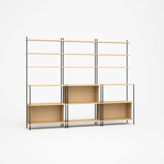 oak-tiered-wall-shelf -- Studioansicht